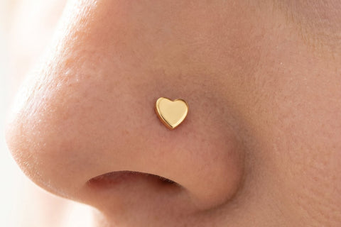 Piercing naso oro