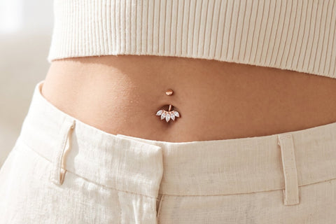 Piercing ombelico in oro rosa