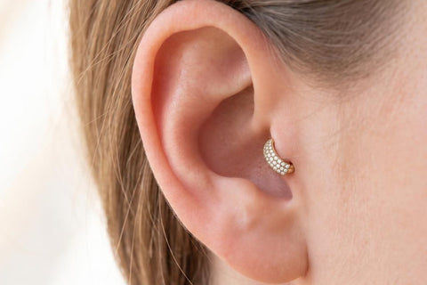 Piercing Tragus ad anello