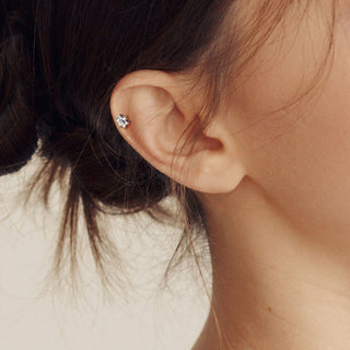 Titanio Labret Argento con fiore di zirconi Filettatura Interna