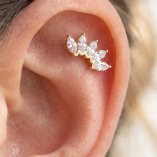 Flat Piercing – selection on linen