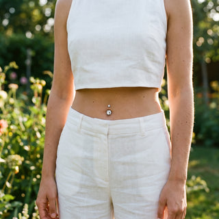 Belly Button Piercing Zirconia Internally Threaded – am Bauchnabel getragen