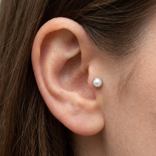 Titanium Labret Pearl Internally Threaded
