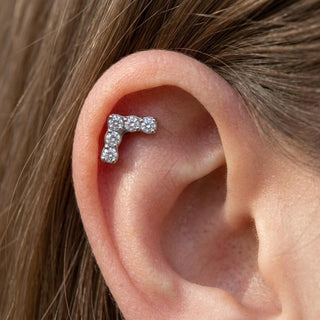 Titanium Labret Arrow Zirconia Push-In