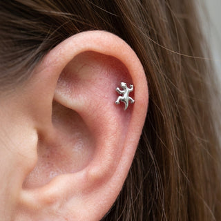 Titanium Labret Lizard Internally Threaded – getragen