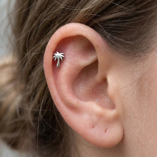 Titanium Labret Palm Tree Internally Threaded