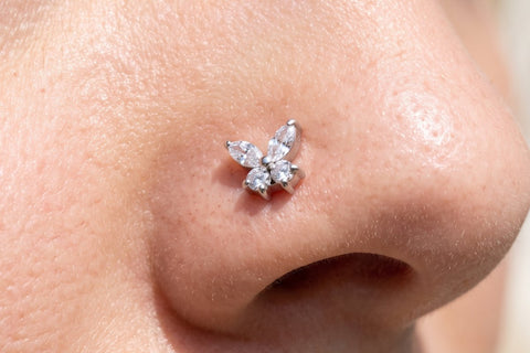 Piercing Naso Farfalla